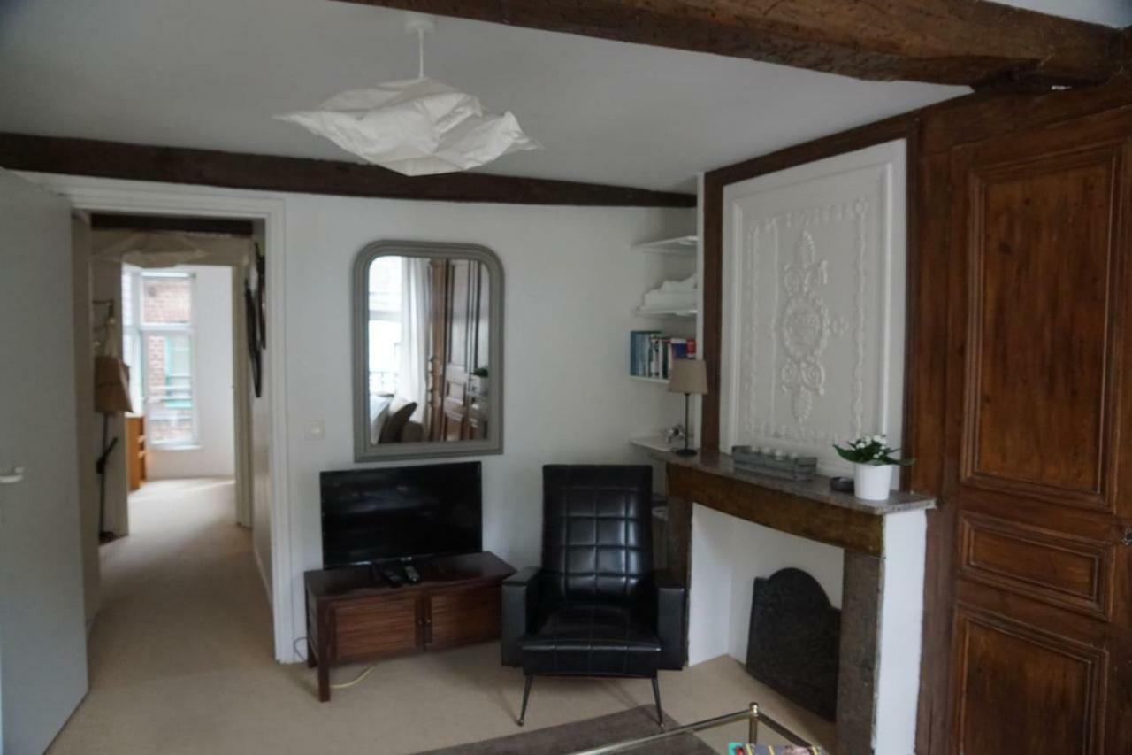 Les 3 Mollettes Du Vieux Lille Apartment Bagian luar foto